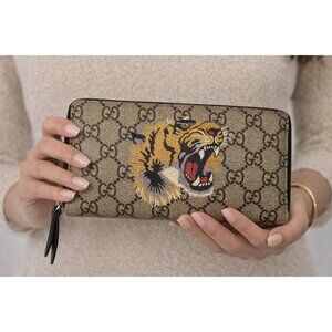 GUCCI Supreme Tiger Long Wallet Beige GG Monogram Zip Logo Supreme Canvas Bag